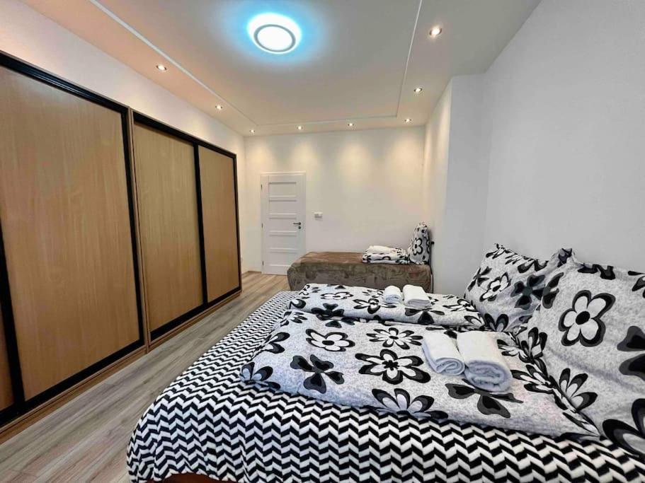 Modern Flat In Central ปราก ภายนอก รูปภาพ